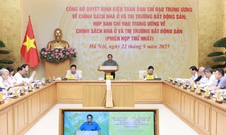 Thủ tướng Phạm Minh Chính: Quy định mức thu nhập của người được mua nhà ở xã hội phù hợp với tình hình và từng địa phương
