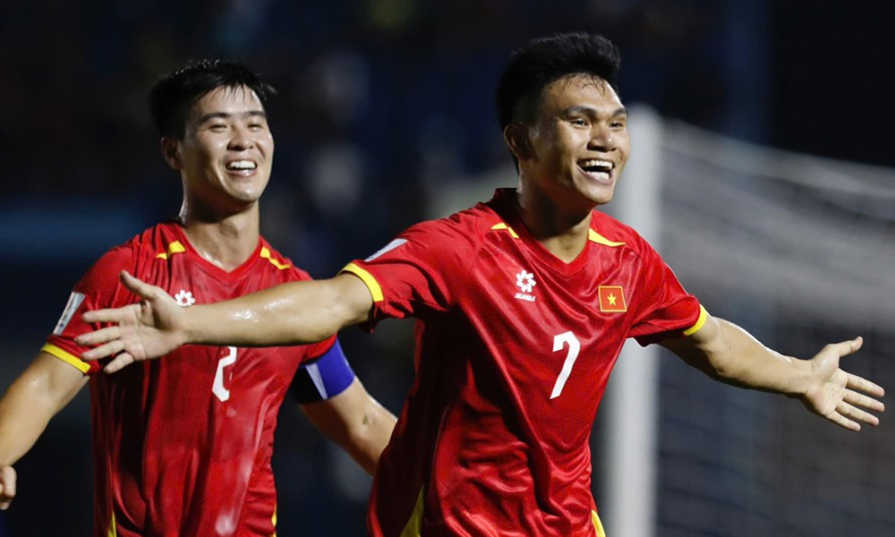  Đội tuyển Việt Nam giành chiến thắng 3 - 1 trước Nepal