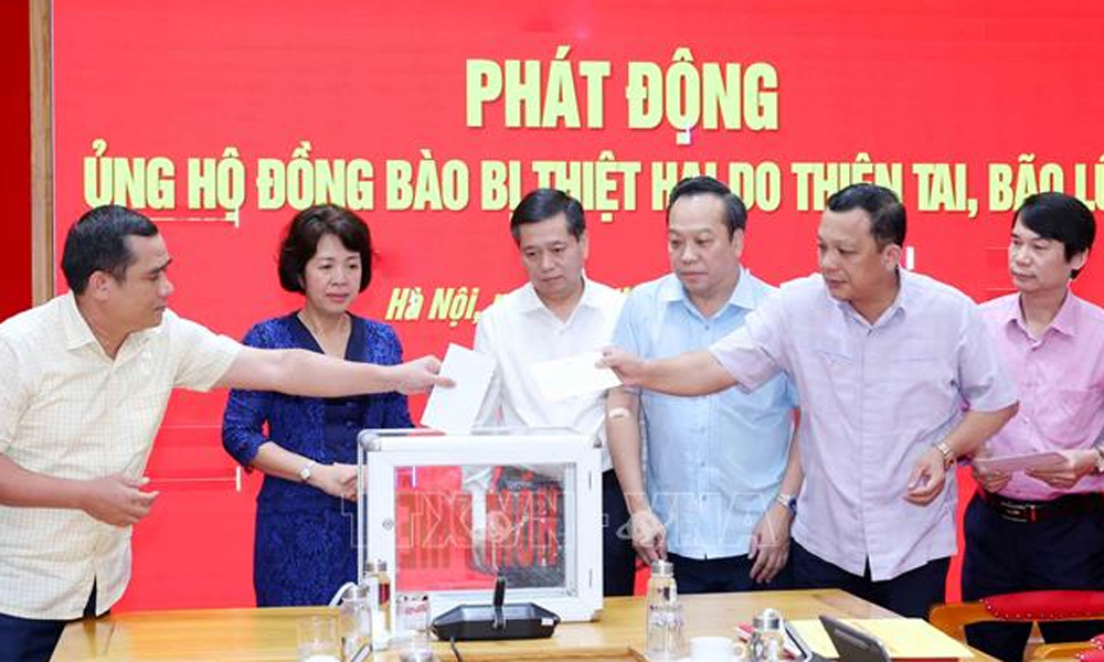  Hơn 907 tỷ đồng đăng ký ủng hộ đồng bào gặp thiên tai, bão lũ