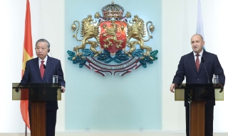 Việt Nam - Bulgaria thiết lập quan hệ Đối tác chiến lược