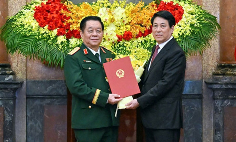  Chủ tịch nước trao quyết định bổ nhiệm Chủ nhiệm Tổng cục chính trị và thăng quân hàm Đại tướng, Thượng tướng