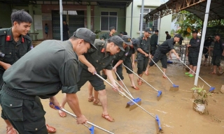 Chính phủ ban hành Nghị quyết về các giải pháp khắc phục hậu quả thiên tai, phục hồi sản xuất khu vực miền Trung