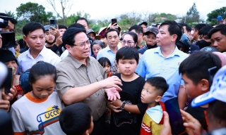 Triển khai “Chiến dịch Quang Trung” thần tốc xây dựng lại nhà ở cho người dân bị thiên tai