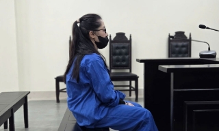 Nữ quái mạo danh cháu thứ trưởng để chiếm đoạt tiền tỷ