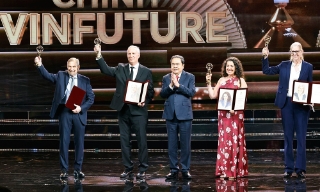 Giải thưởng Chính VinFuture năm 2025 vinh danh những nhà khoa học khám phá và phát triển vaccine HPV