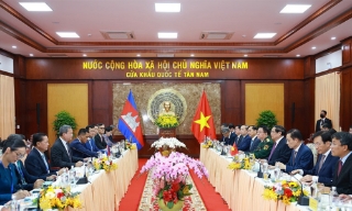 Việt Nam-Campuchia phấn đấu đưa kim ngạch thương mại sớm đạt 20 tỷ USD