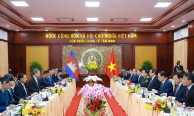  Việt Nam-Campuchia phấn đấu đưa kim ngạch thương mại sớm đạt 20 tỷ USD