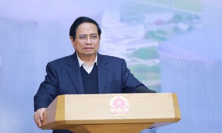 Thủ tướng: 'Làm ngày không đủ, tranh thủ làm đêm' để thúc đẩy dự án nhà máy điện hạt nhân