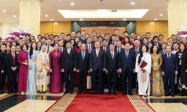  Tổng Bí thư: Kiều bào chung tay xây dựng đất nước ngày càng phát triển phồn vinh, hạnh phúc