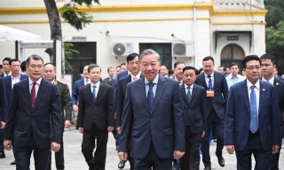 Hoạt động của lãnh đạo Đảng, Nhà nước trong ngày bầu cử