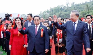 Tổng Bí thư và Thủ tướng dự lễ khởi công các trường nội trú liên cấp biên giới