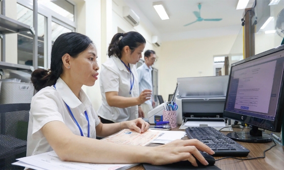 Đề xuất 9 nhóm đối tượng tiếp nhận vào viên chức