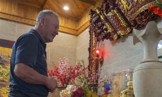 Ông thông gia người Mỹ mê cuộc sống ở Bắc Ninh