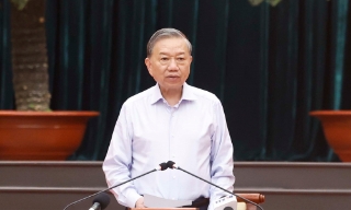 Thành phố Hồ Chí Minh phải đi đầu, biến các nghị quyết chiến lược thành thực tiễn sống động