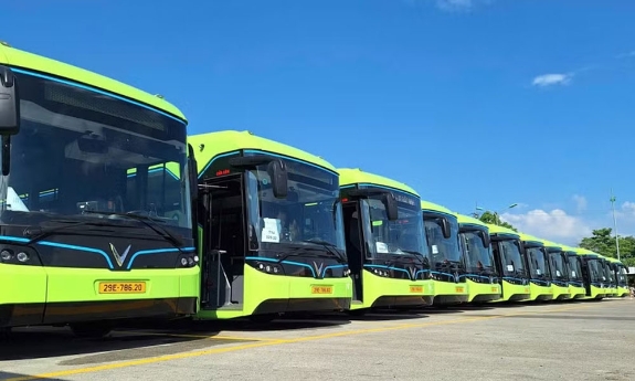Hà Nội đưa xe buýt điện vào thay thế phương tiện diesel trên tuyến 54 Long Biên – Bắc Ninh