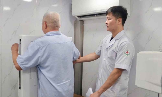 Bắc Ninh đồng loạt khám sức khỏe định kỳ miễn phí cho người dân