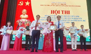 Bắc Ninh: Thí sinh Vũ Thị Vân (Lục Nam) giành giải Nhất Hội thi báo cáo viên giỏi cụm số 5