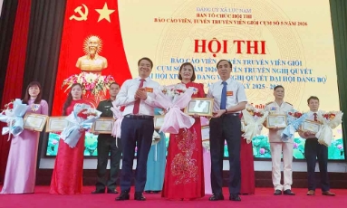  Bắc Ninh: Thí sinh Vũ Thị Vân (Lục Nam) giành giải Nhất Hội thi báo cáo viên giỏi cụm số 5