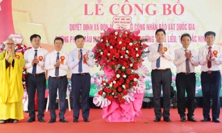 Bí thư Tỉnh ủy Bắc Ninh Nguyễn Hồng Thái dự lễ đón nhận Bằng công nhận Bảo vật quốc gia Tượng Phật Mẫu Man Nương