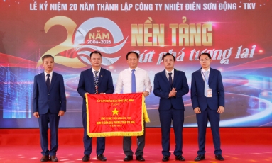  Công ty Nhiệt điện Sơn Động - TKV kỷ niệm 20 năm thành lập, đón nhận Cờ thi đua của UBND tỉnh Bắc Ninh