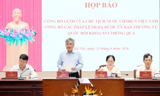 Công bố Lệnh của Chủ tịch nước về hai pháp lệnh