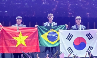 Tạ Ngọc Minh (Trung học phổ thông Chuyên Bắc Ninh)- "Chàng trai vàng" Olympic Vật lí quốc tế 2026