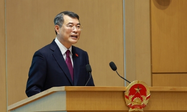  Chuyển mạnh từ nhận diện, tháo gỡ khó khăn sang hoàn thiện nền tảng kiến tạo phát triển