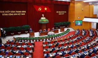 Thông cáo báo chí về ngày làm việc thứ ba Hội nghị lần thứ ba Ban Chấp hành Trung ương Đảng khóa XIV