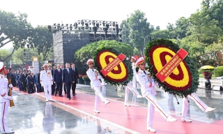 79 năm Ngày Thương binh - Liệt sĩ: Lãnh đạo Đảng, Nhà nước tưởng niệm các Anh hùng liệt sĩ và viếng Chủ tịch Hồ Chí Minh