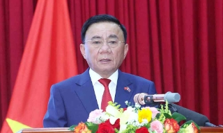 Chỉ thị của Bộ Chính trị về tăng cường sự lãnh đạo của Đảng và phát huy vai trò của các hội quần chúng