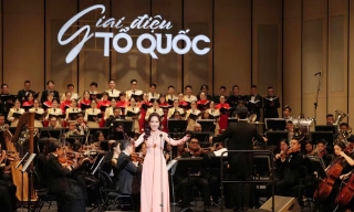 Chương trình nghệ thuật 'Giai điệu Tổ quốc' - Khắc họa một Việt Nam vươn mình