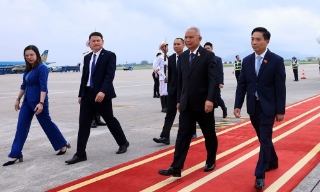 Chủ tịch Quốc hội kiêm Chủ tịch Hạ viện Vương quốc Thái Lan bắt đầu thăm chính thức Việt Nam