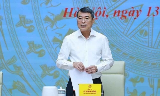 Thủ tướng Lê Minh Hưng yêu cầu ổn định lãi suất, đưa tín dụng vào đúng lĩnh vực