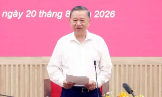 Tổng Bí thư, Chủ tịch nước Tô Lâm: Không để thực tiễn đi quá xa rồi lý luận mới tổng kết