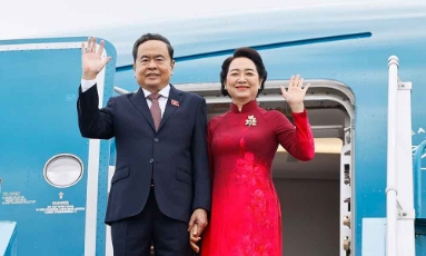  Chủ tịch Quốc hội Trần Thanh Mẫn và Phu nhân lên đường thăm chính thức Hàn Quốc và Mông Cổ