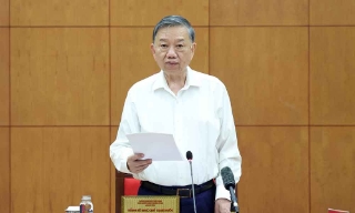 Tổng Bí thư, Chủ tịch nước Tô Lâm: Hoàn thiện quy định về đảng viên làm kinh tế tư nhân, phát huy nguồn lực cho phát triển