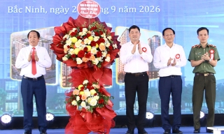 Bí thư Thành ủy Nguyễn Hồng Thái dự lễ khởi công dự án Nhà ở xã hội tại Khu dân cư số 3