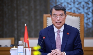 Thủ tướng Lê Minh Hưng tiếp Trưởng đoàn các nước ASEAN dự Hội nghị về đấu tranh với tội phạm truy nã
