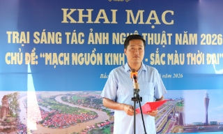 Khai mạc Trại sáng tác ảnh nghệ thuật 'Mạch nguồn Kinh Bắc - Sắc màu thời đại'