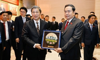 Chủ tịch Quốc hội Trần Thanh Mẫn thăm Bảo tàng Lịch sử Đảng Cộng sản Trung Quốc