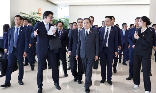 Chủ tịch Quốc hội Trần Thanh Mẫn thăm Khu Phát triển Kinh tế - Công nghệ Bắc Kinh