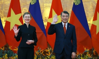 Thủ tướng Lê Minh Hưng chủ trì lễ đón chính thức Thủ tướng Liechtenstein
