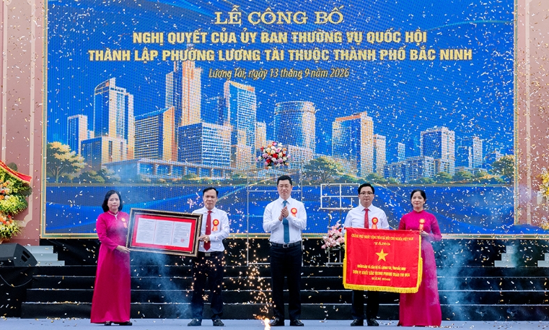  Phó Bí thư Tỉnh uỷ Trần Huy Phương dự lễ công bố thành lập phường Lương Tài 