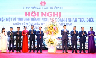 Bắc Ninh tôn vinh doanh nghiệp tiêu biểu nhân ngày Doanh nhân Việt Nam