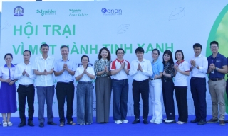 Sôi nổi Hội trại “Vì một hành tinh xanh”