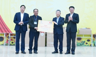 Báo và Phát thanh, Truyền hình Bắc Ninh: Kết nối, trao hỗ trợ cho trường học, người dân bị ảnh hưởng bão lũ