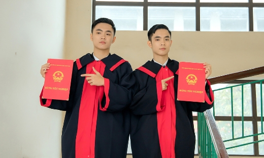 Anh em song sinh quê Bắc Ninh cùng “chạm cửa” Đại học Y Hà Nội