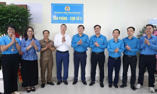 Liên đoàn Lao động thành phố Bắc Ninh ra mắt Văn phòng Cụm khu công nghiệp số 5