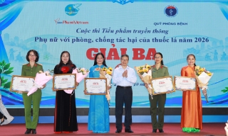 Hội Liên hiệp Phụ nữ phường Lương Tài đạt giải Ba cuộc thi "Phụ nữ với phòng, chống tác hại của thuốc lá" 