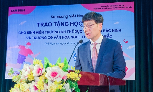 Samsung Việt Nam trao tặng 160 suất học bổng cho sinh viên lĩnh vực văn hóa, thể thao và du lịch 